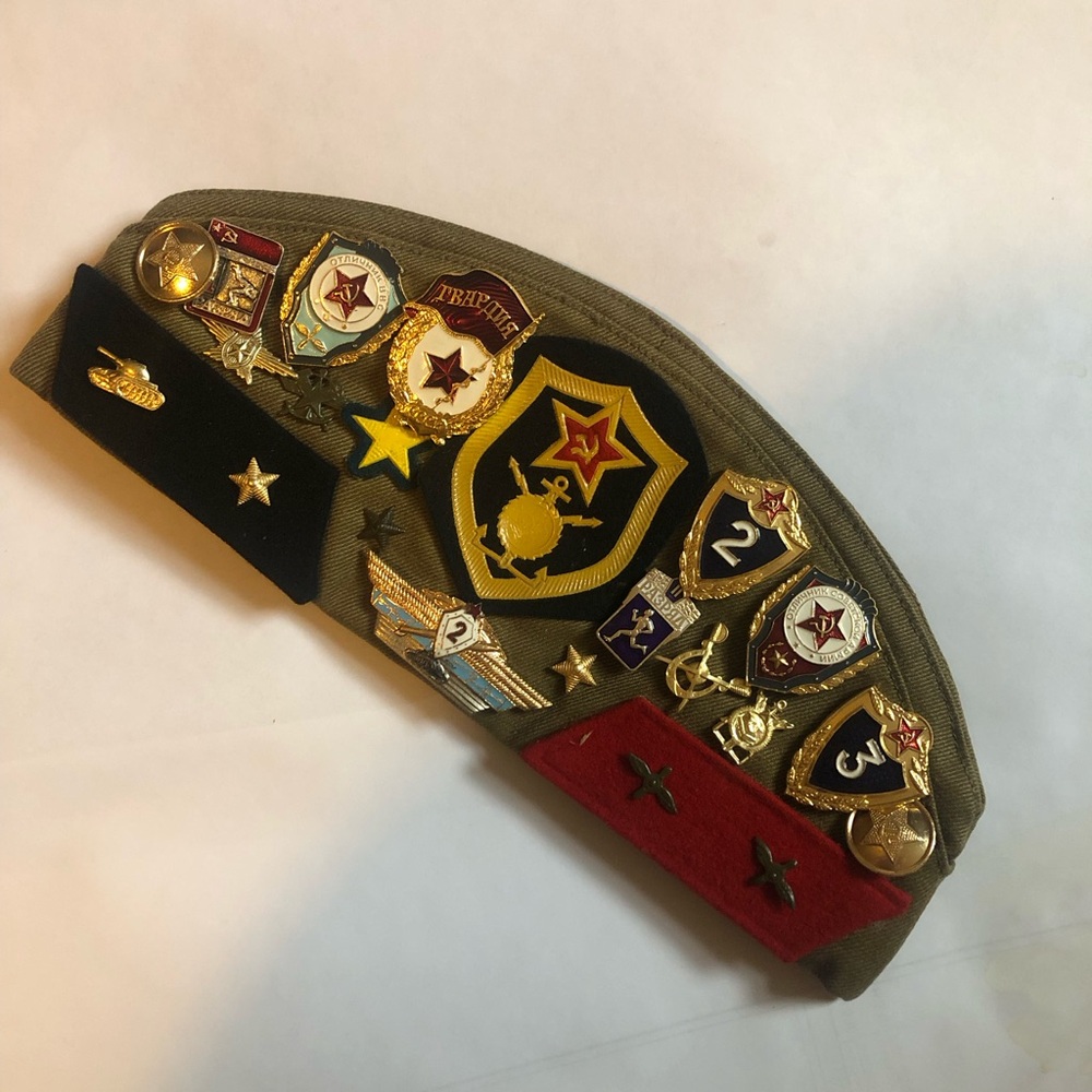 Soviet Union / Russian WWII Pilotka hat with 20+ pins & patches; marked P 56